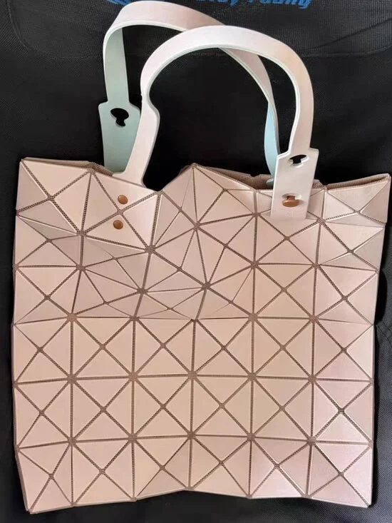 ISSEY MIYAKE Pink Mix Geometry Lingge Tote Bag - Picture 1 of 5